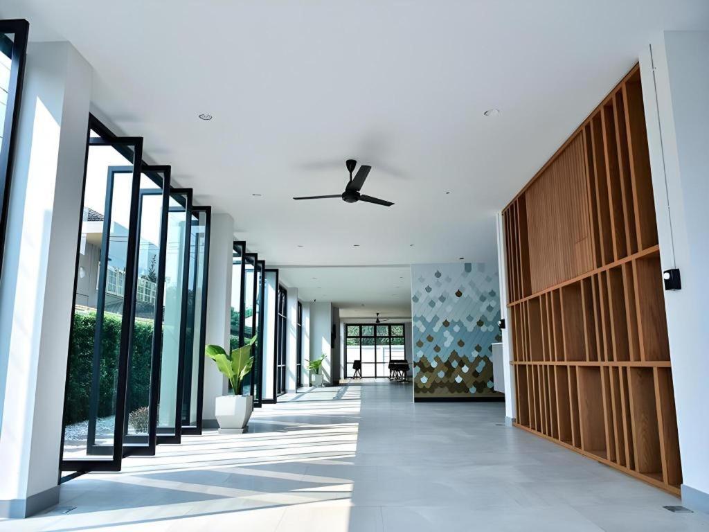 @Sleep Hotel Nakhon Pathom Exterior photo