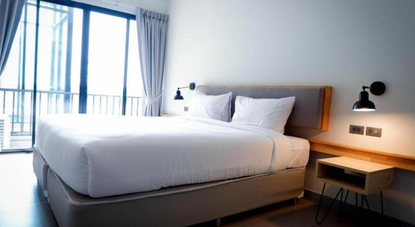 @Sleep Hotel Nakhon Pathom Exterior photo