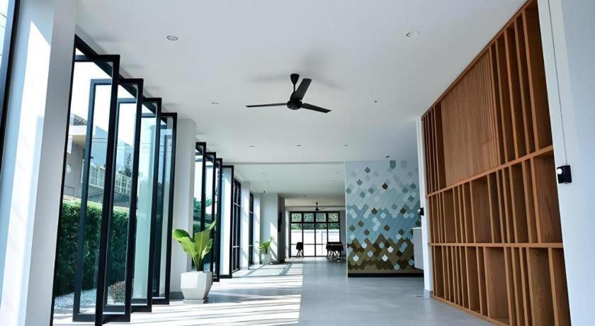 @Sleep Hotel Nakhon Pathom Exterior photo