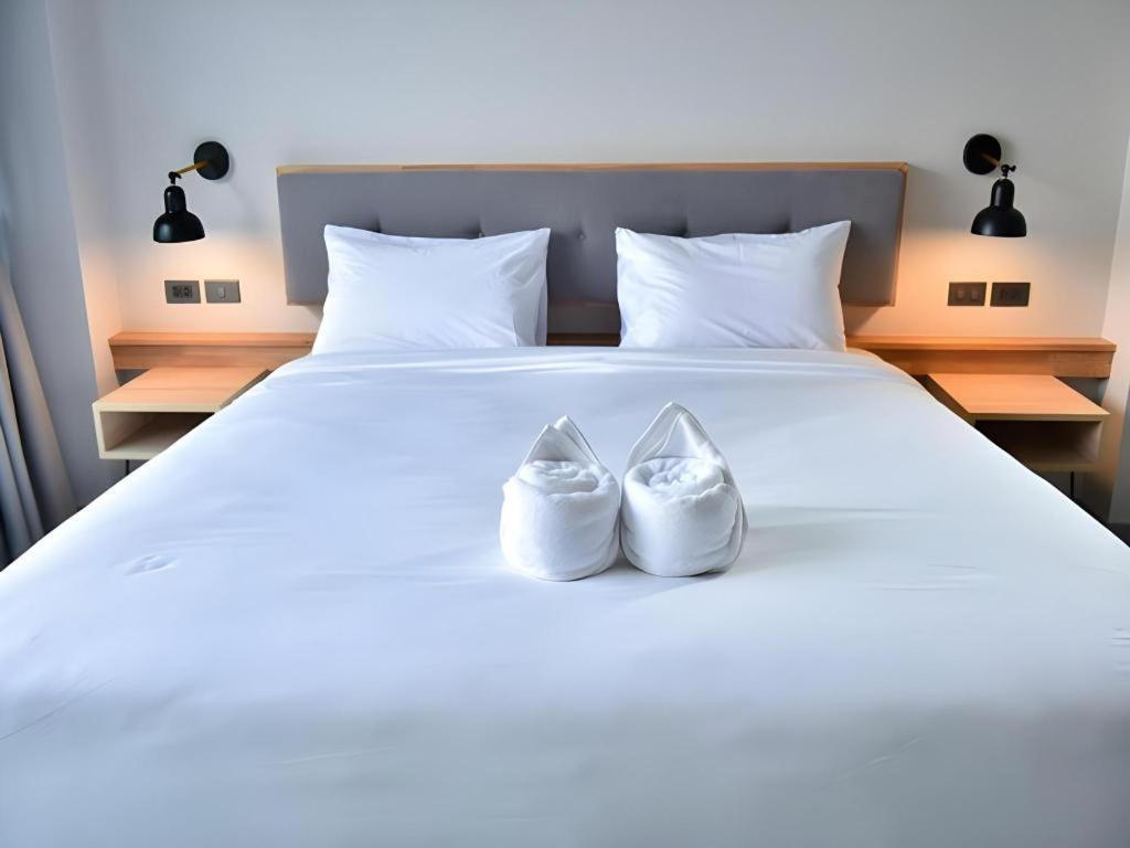 @Sleep Hotel Nakhon Pathom Exterior photo